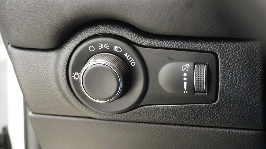 Thumbnail: 2024 Dodge Durango - 25