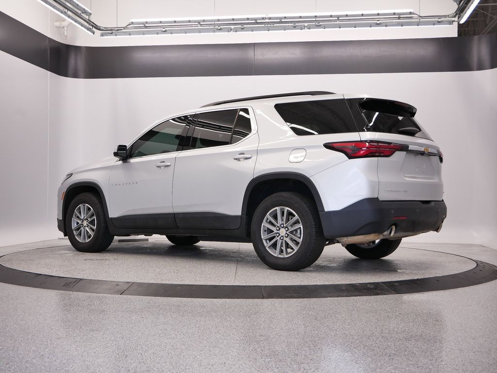 Thumbnail: 2022 Chevrolet Traverse - 3