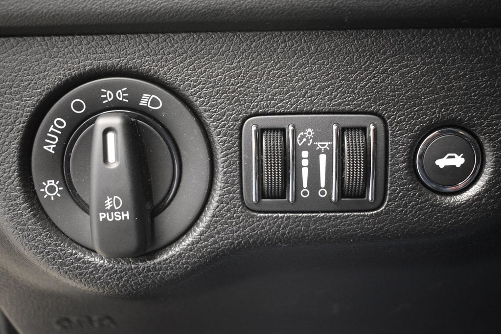 Thumbnail: 2022 Dodge Charger - 33