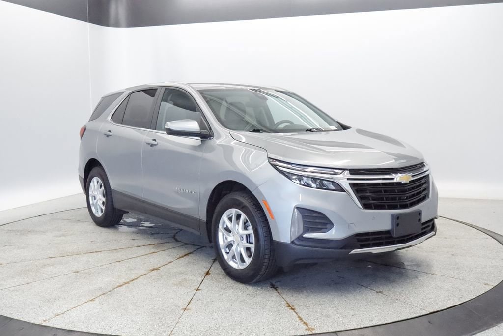 Thumbnail: 2024 Chevrolet Equinox - 10