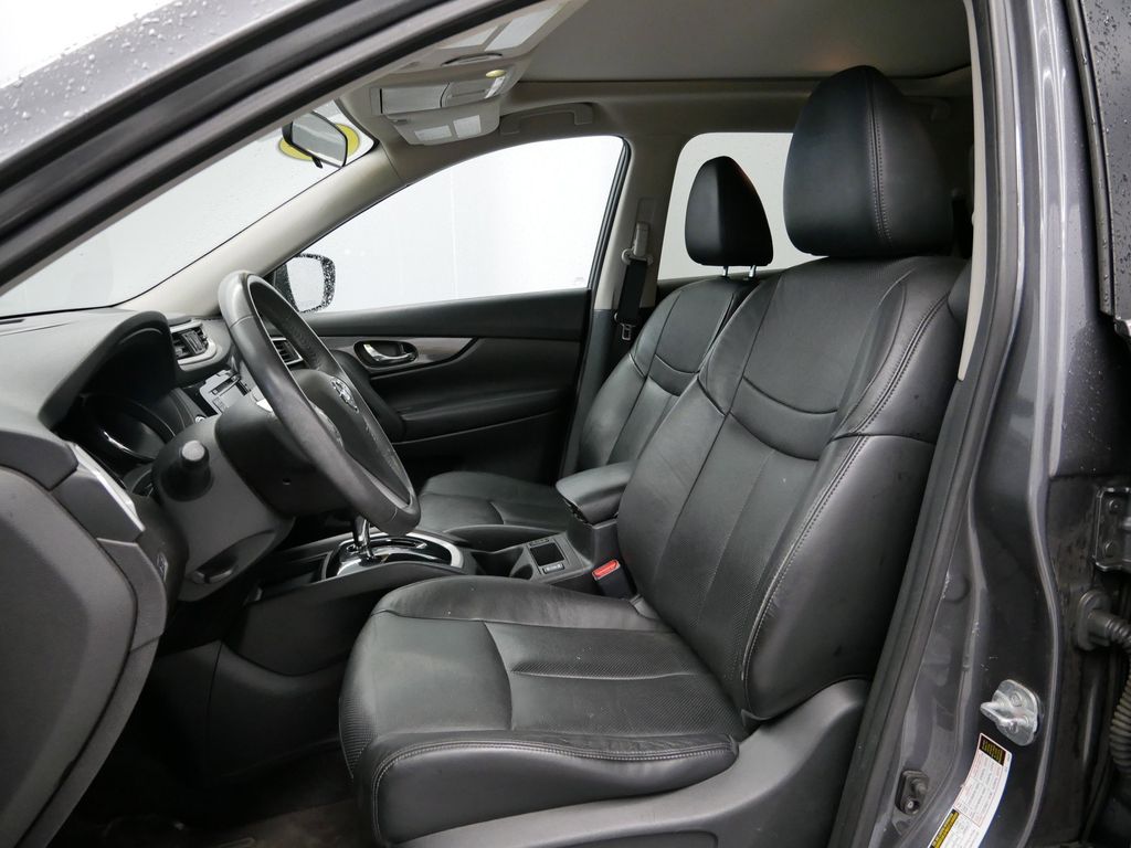 Thumbnail: 2014 Nissan Rogue - 3