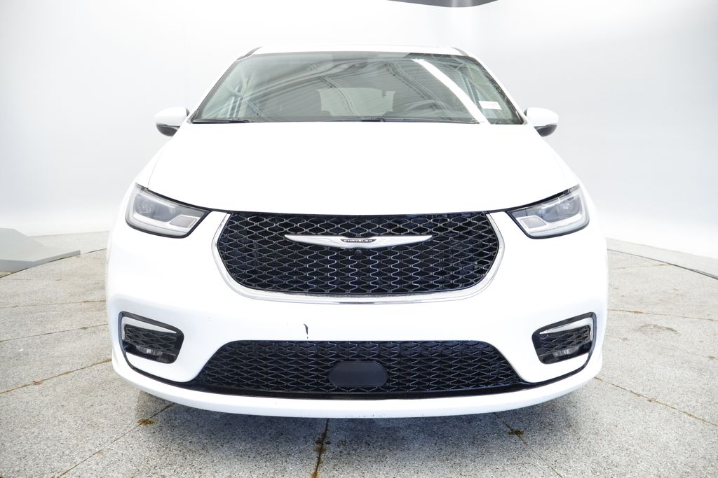 Thumbnail: 2023 Chrysler Pacifica - 12