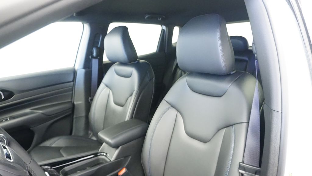 Thumbnail: 2026 Jeep Compass - 31