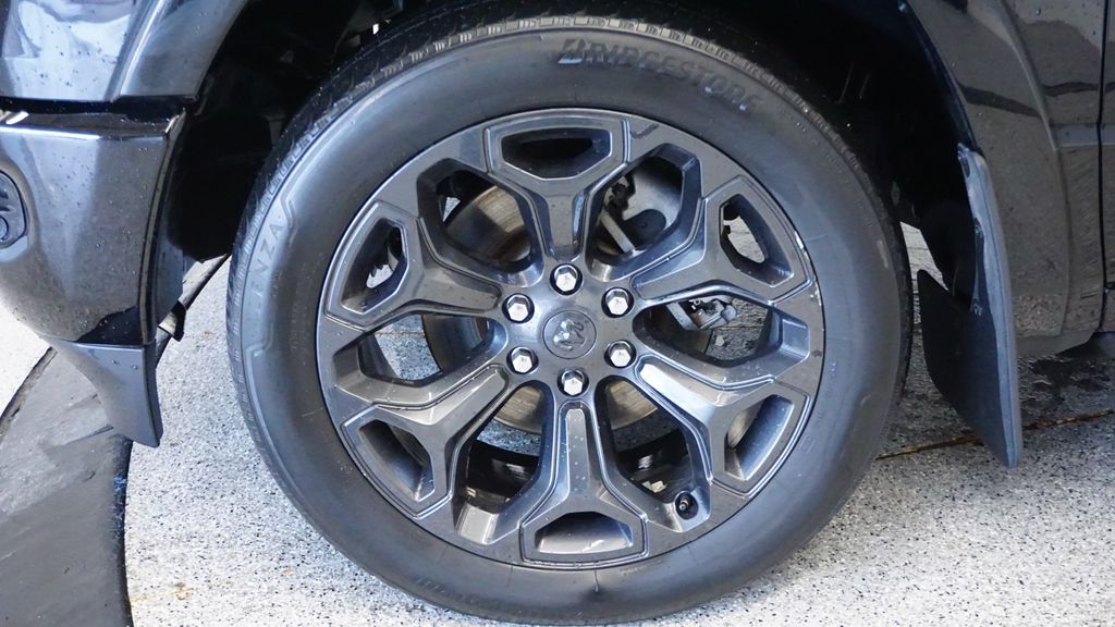 Thumbnail: 2022 RAM 1500 - 14