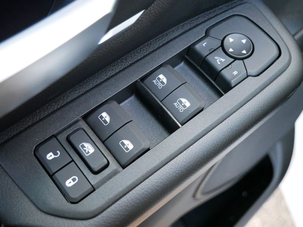 Thumbnail: 2026 RAM 1500 - 34