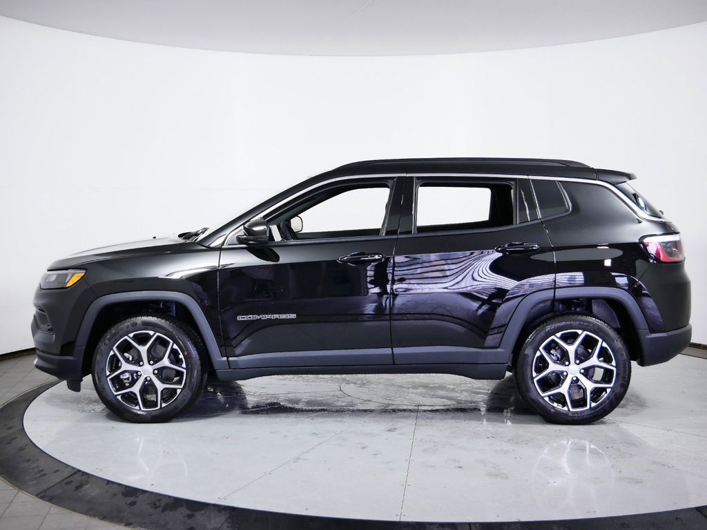 Thumbnail: 2025 Jeep Compass - 17
