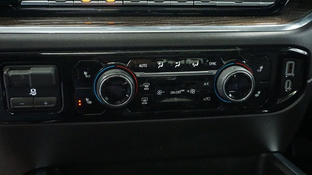 Thumbnail: 2024 Chevrolet Silverado 1500 - 30