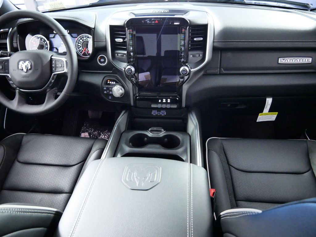 Thumbnail: 2025 RAM 1500 - 6