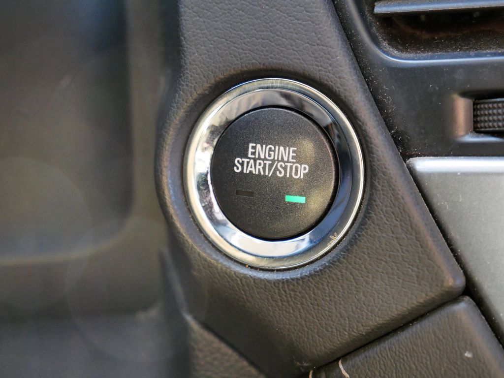 Thumbnail: 2020 Chevrolet Tahoe - 40