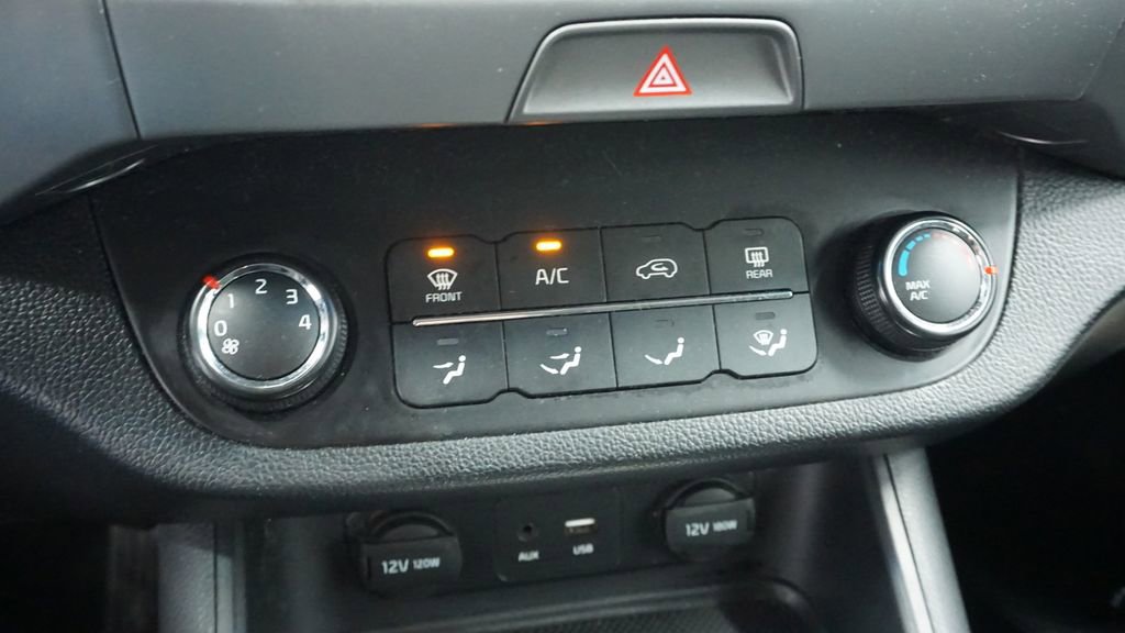 Thumbnail: 2016 Kia Sportage - 29