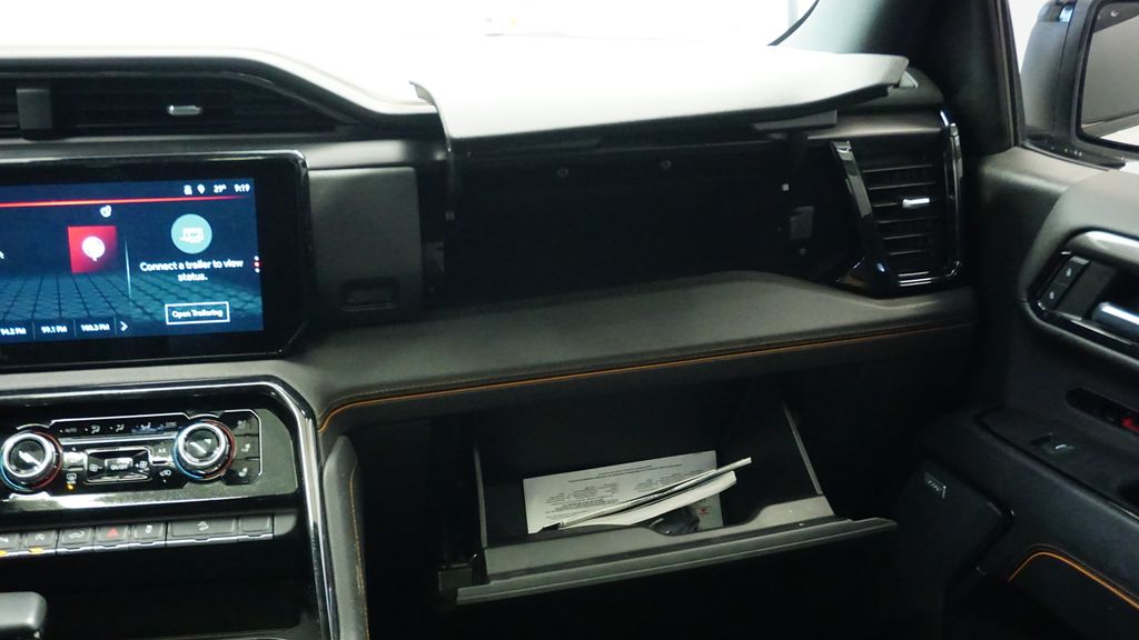 Thumbnail: 2024 GMC Sierra 1500 - 27