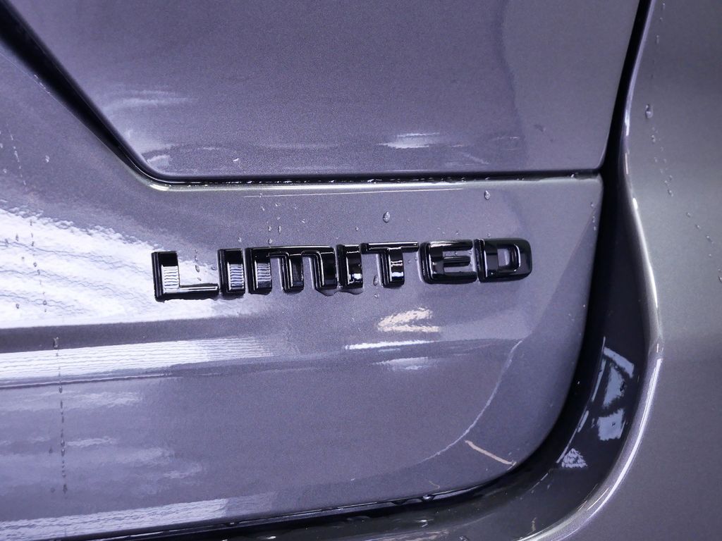 Thumbnail: 2025 Jeep Grand Cherokee - 13