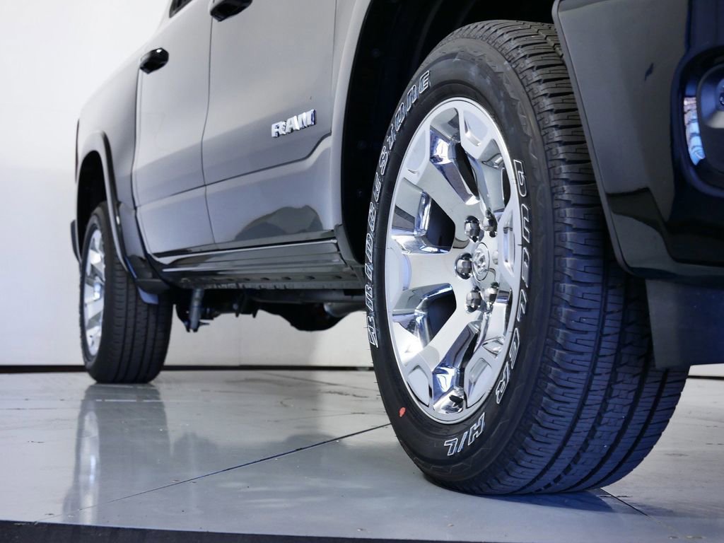 Thumbnail: 2025 RAM 1500 - 8