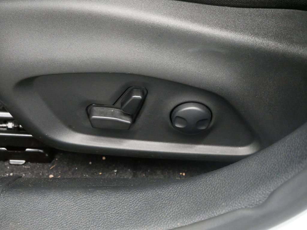 Thumbnail: 2024 Jeep Compass - 20