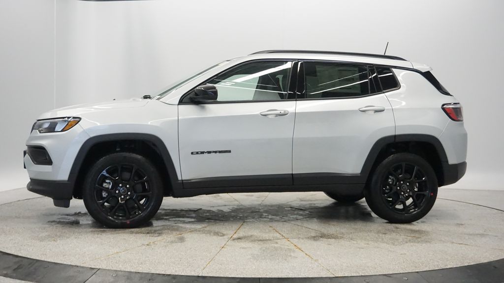 Thumbnail: 2026 Jeep Compass - 3
