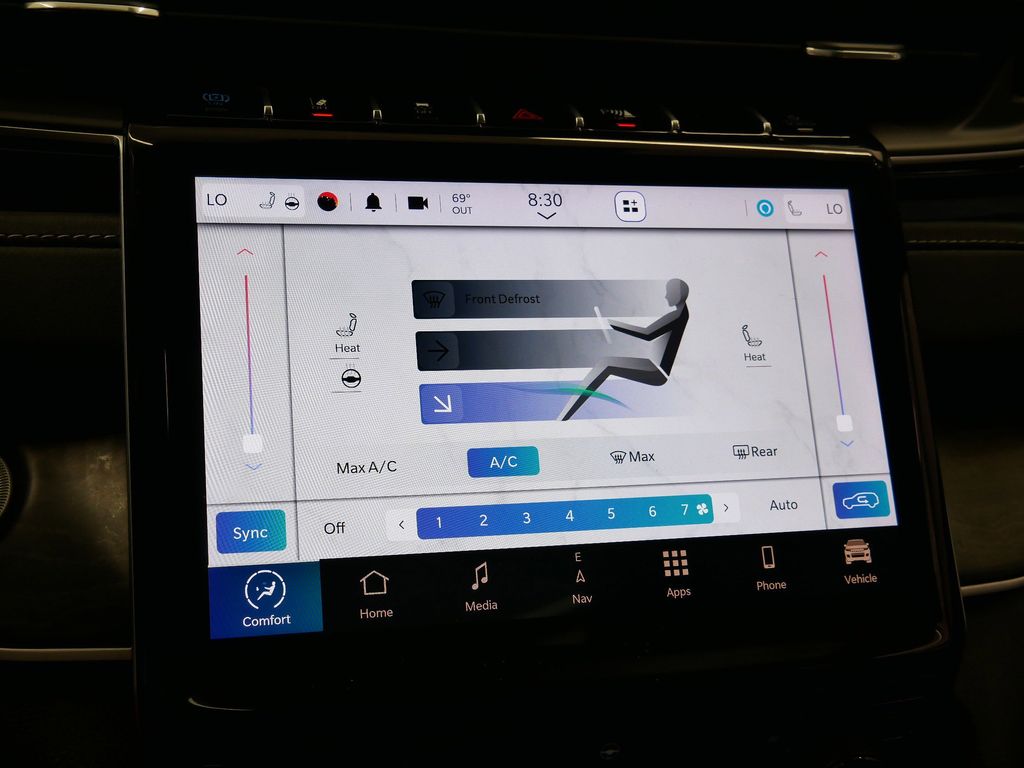 Thumbnail: 2022 Jeep Grand Cherokee - 37