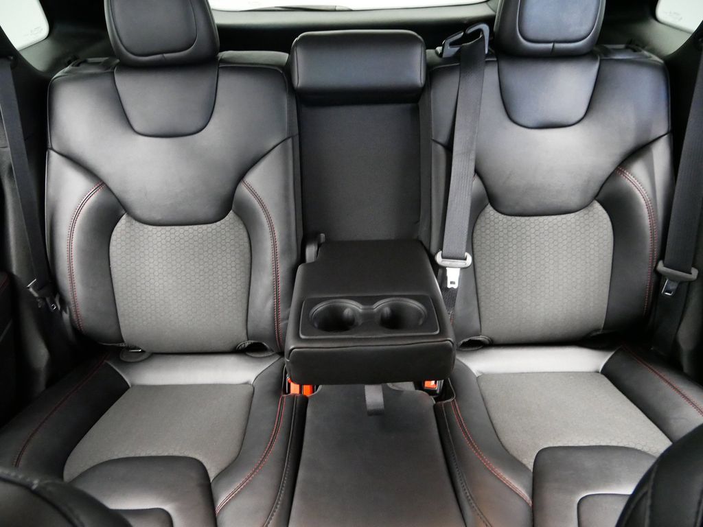 Thumbnail: 2022 Jeep Cherokee - 23