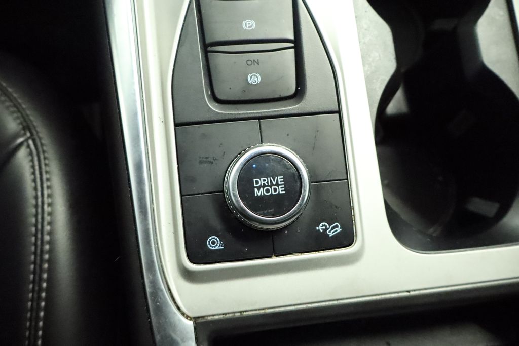 Thumbnail: 2023 Ford Explorer - 41