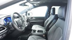 Thumbnail: 2026 Chrysler Voyager - 21