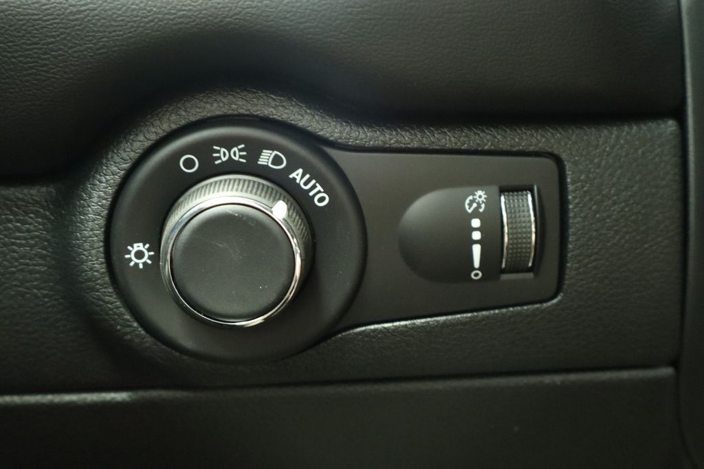Thumbnail: 2026 Dodge Durango - 36