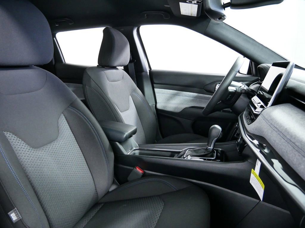 Thumbnail: 2024 Jeep Compass - 24