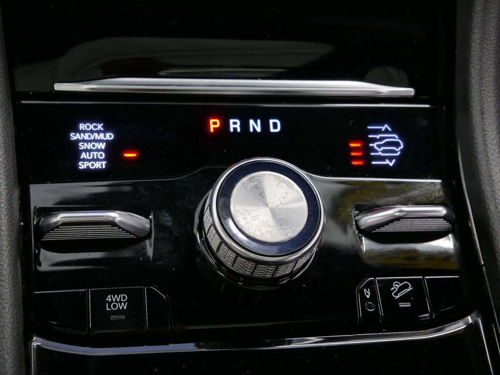 Thumbnail: 2022 Jeep Grand Cherokee - 42