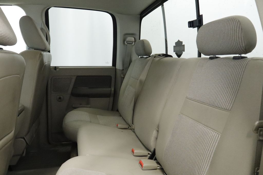 Thumbnail: 2006 Dodge Ram 1500 - 21