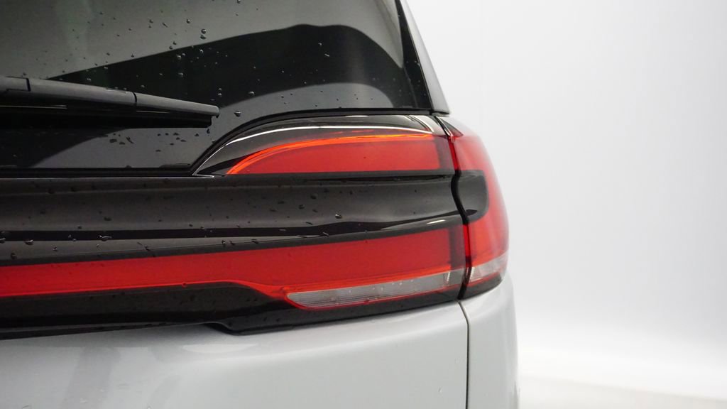 Thumbnail: 2024 Chrysler Pacifica - 11