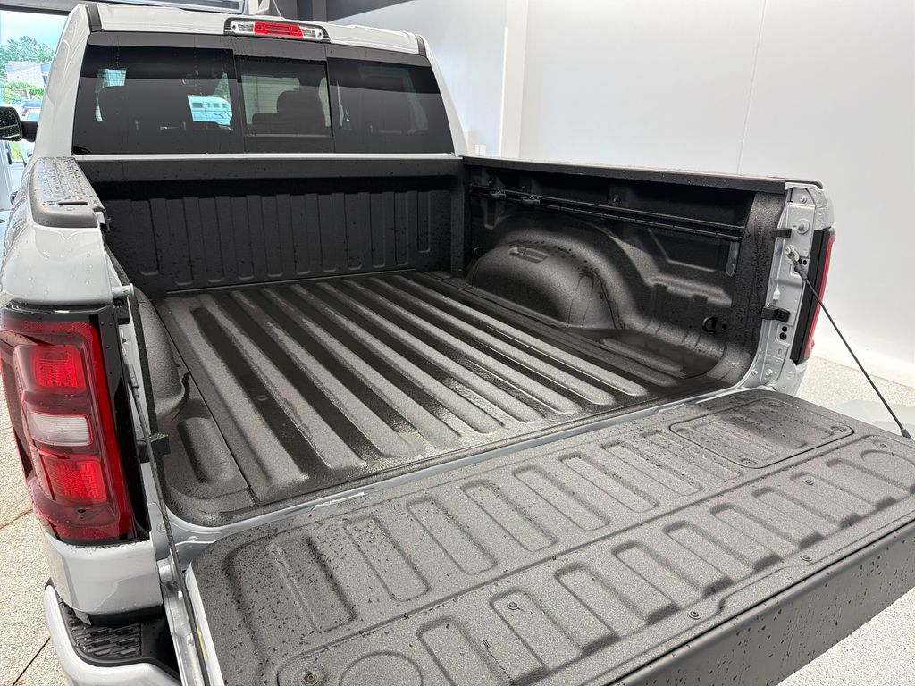 Thumbnail: 2026 RAM 1500 - 15