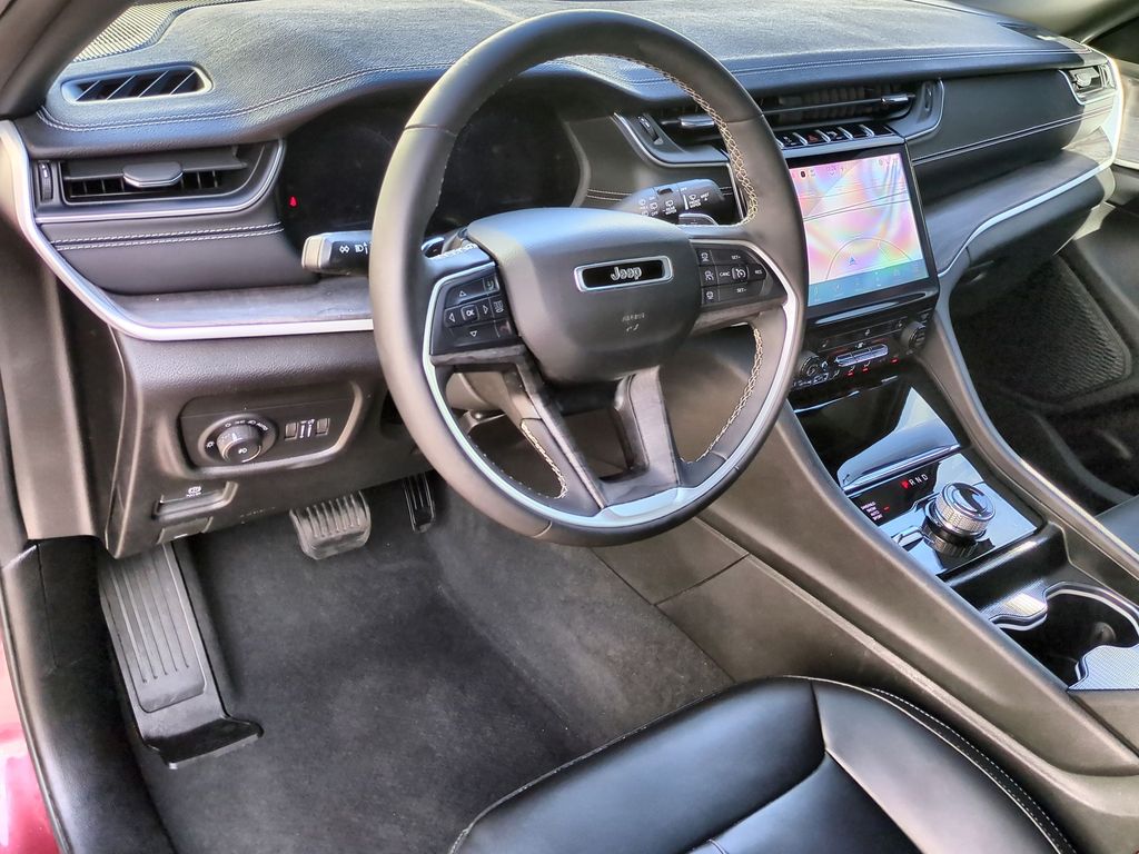 Thumbnail: 2024 Jeep Grand Cherokee - 10