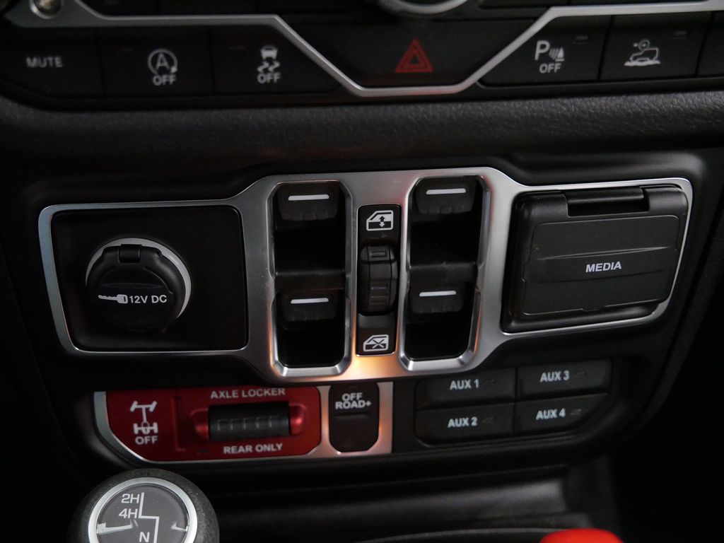 Thumbnail: 2026 Jeep Wrangler - 35