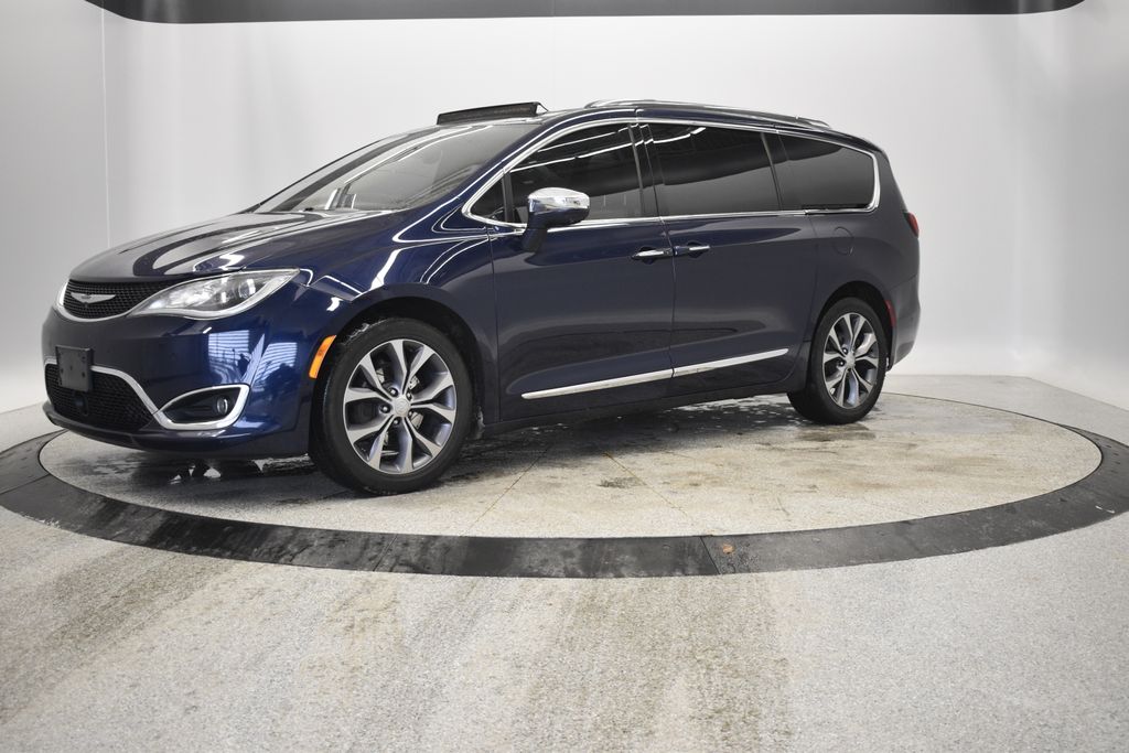 Thumbnail: 2017 Chrysler Pacifica - 2