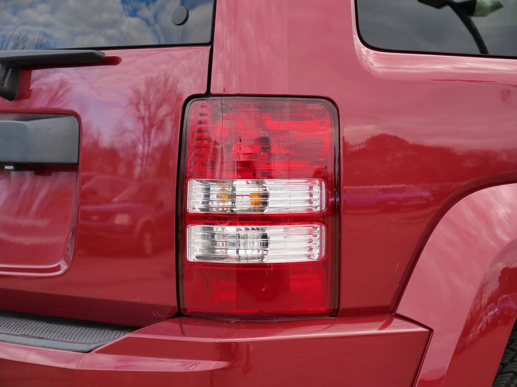 Thumbnail: 2012 Jeep Liberty - 51