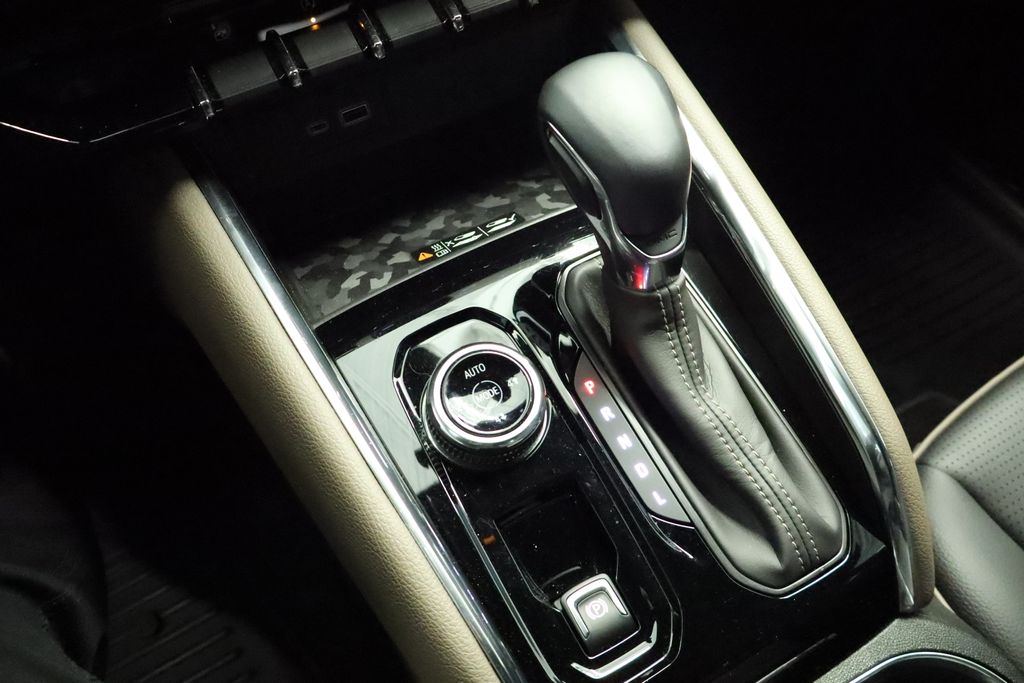 Thumbnail: 2023 GMC Canyon - 37