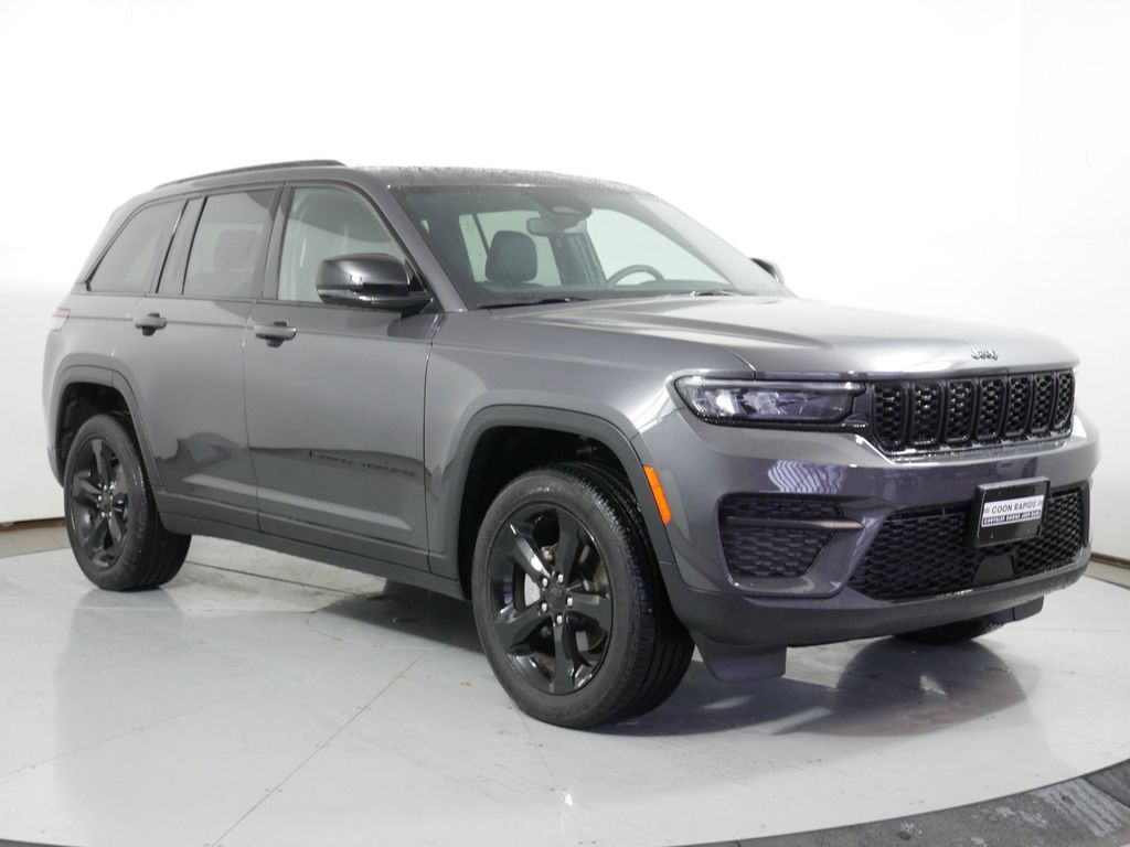 Thumbnail: 2025 Jeep Grand Cherokee - 2