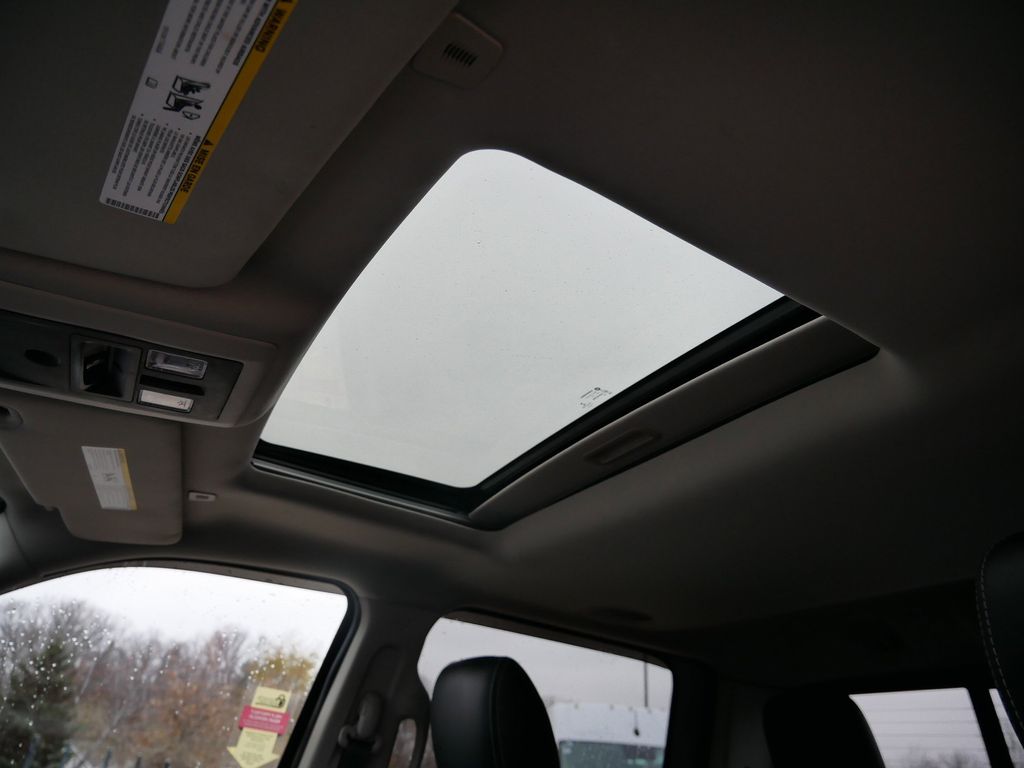 Thumbnail: 2017 RAM 1500 - 4