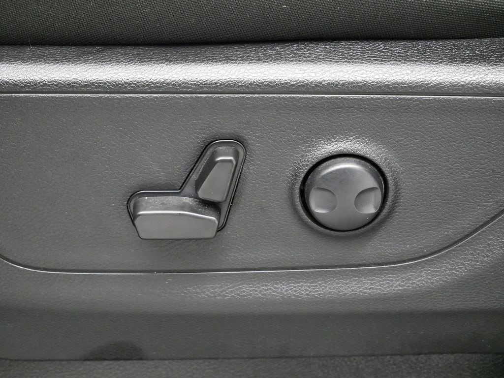 New 2025 Ram 1500 Big Horn/Lone Star Truck