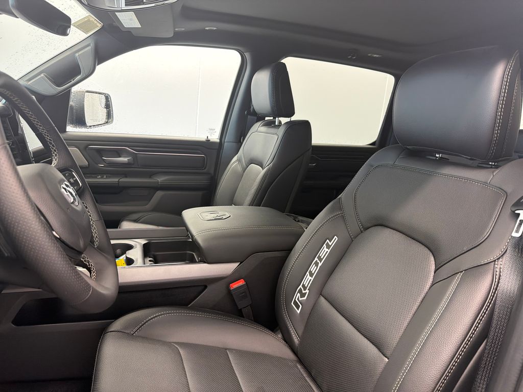 Thumbnail: 2026 RAM 1500 - 26