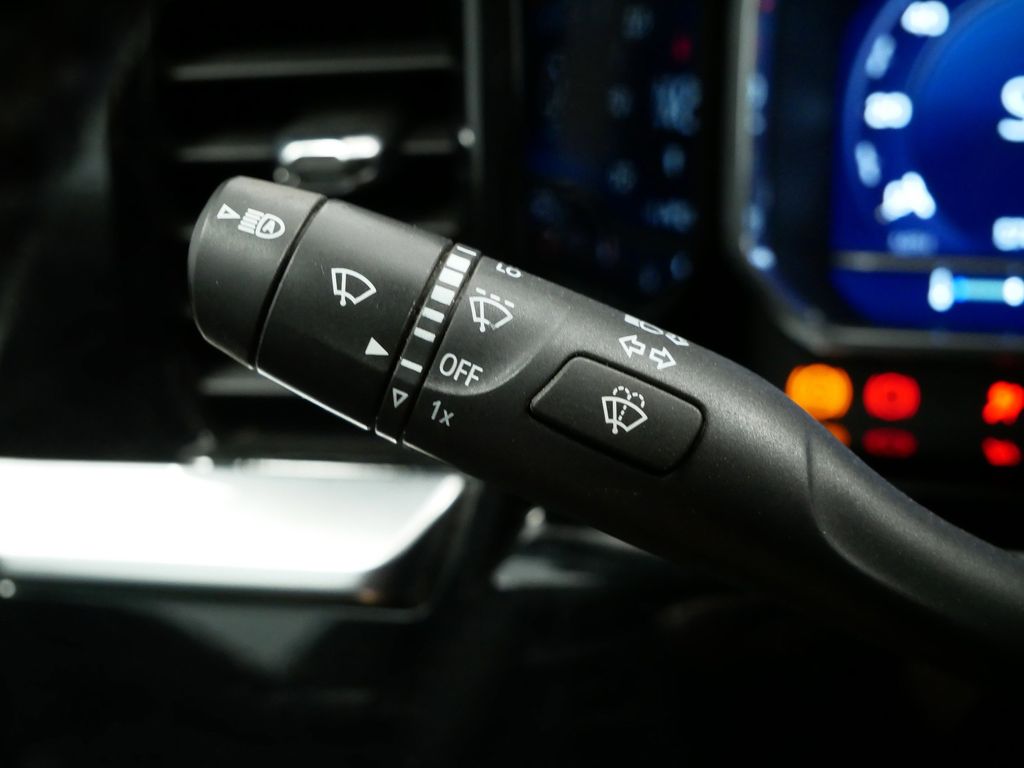 Thumbnail: 2022 Chevrolet Silverado 1500 - 40