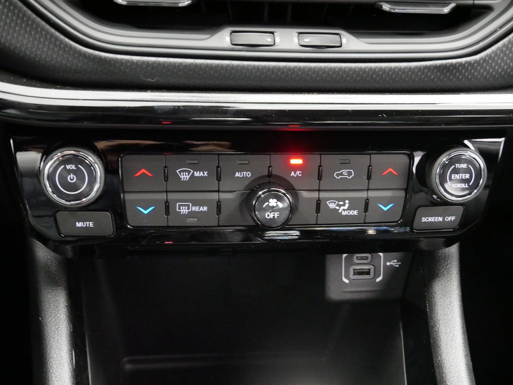 Thumbnail: 2026 Jeep Compass - 36