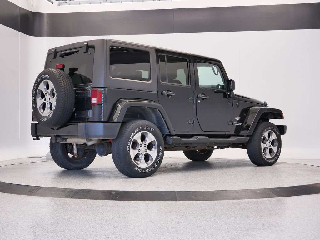 Thumbnail: 2016 Jeep Wrangler - 6