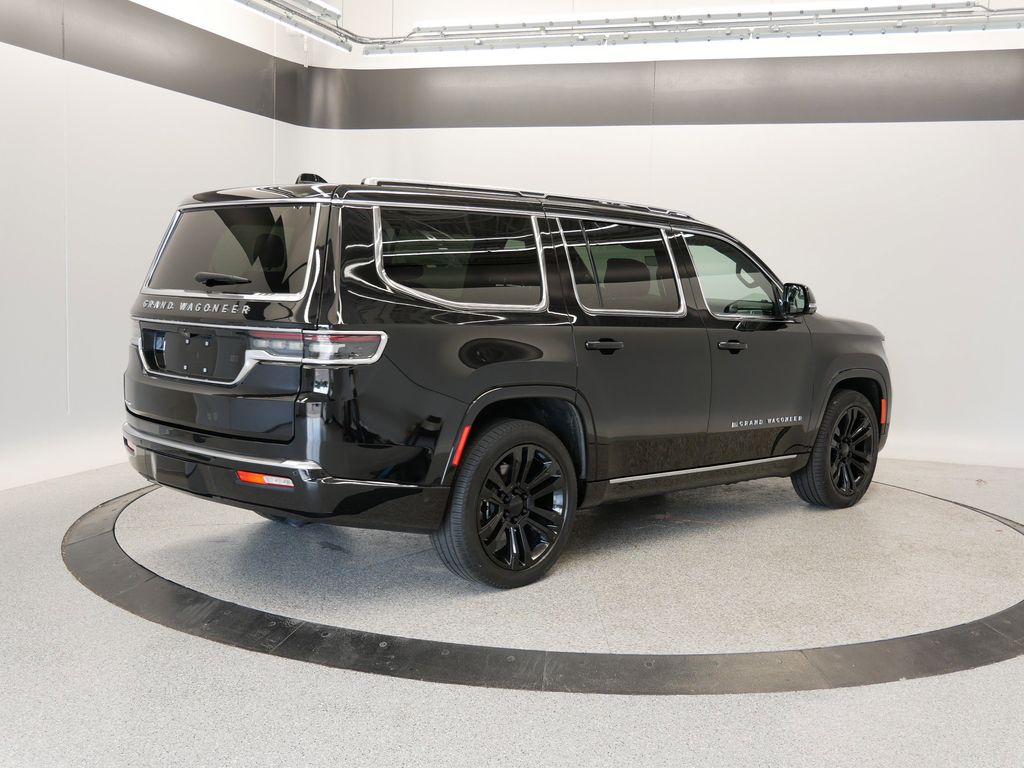 Thumbnail: 2023 Jeep Grand Wagoneer - 45