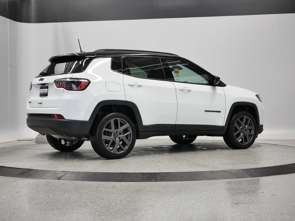 Thumbnail: 2026 Jeep Compass - 8