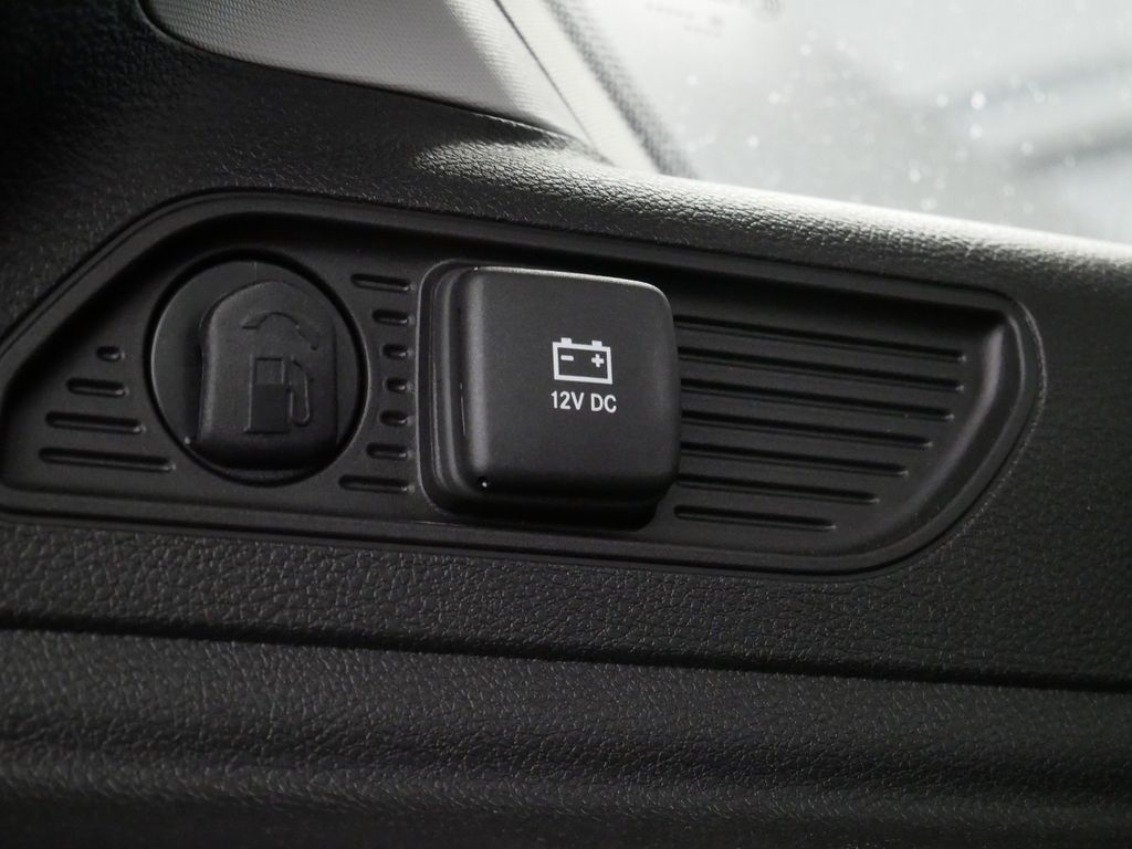 Thumbnail: 2024 Jeep Grand Cherokee - 18