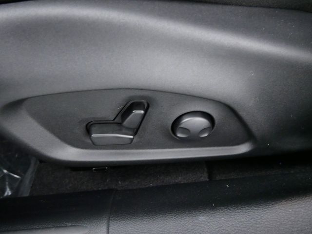 Thumbnail: 2024 Jeep Compass - 36