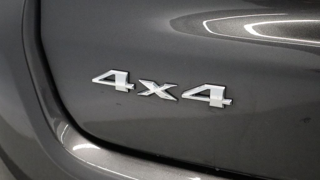 Thumbnail: 2022 Jeep Compass - 19