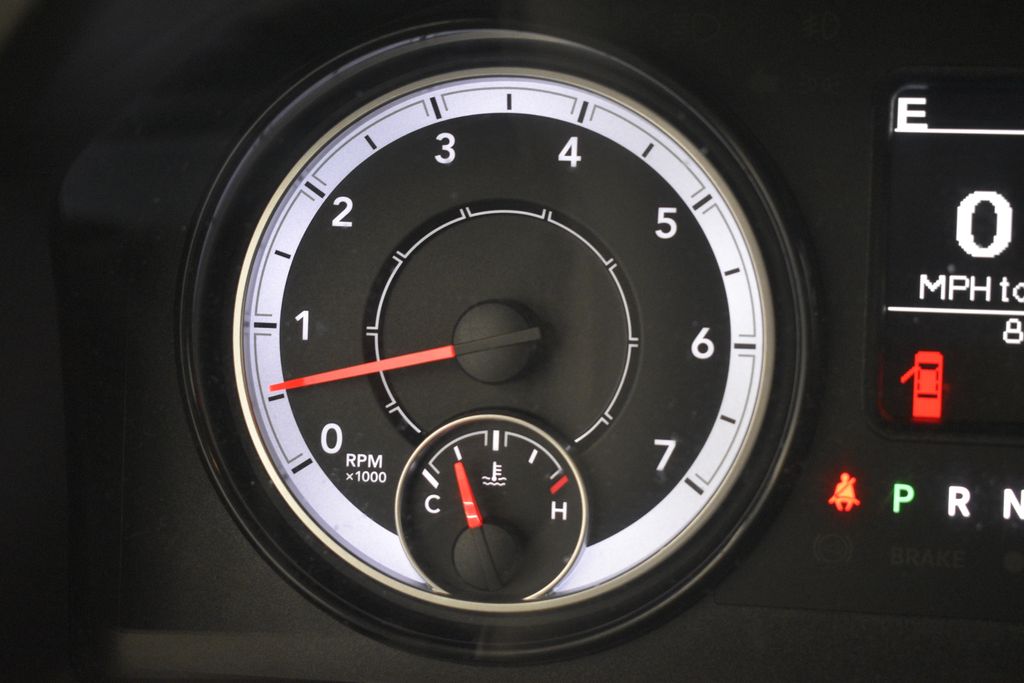 Thumbnail: 2019 RAM 1500 Classic - 48