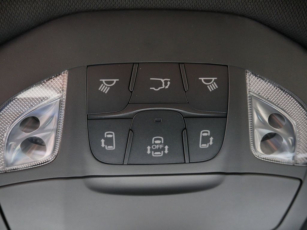 Thumbnail: 2026 Chrysler Pacifica - 42