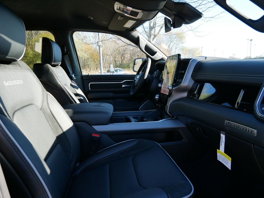 Thumbnail: 2026 RAM 1500 - 22