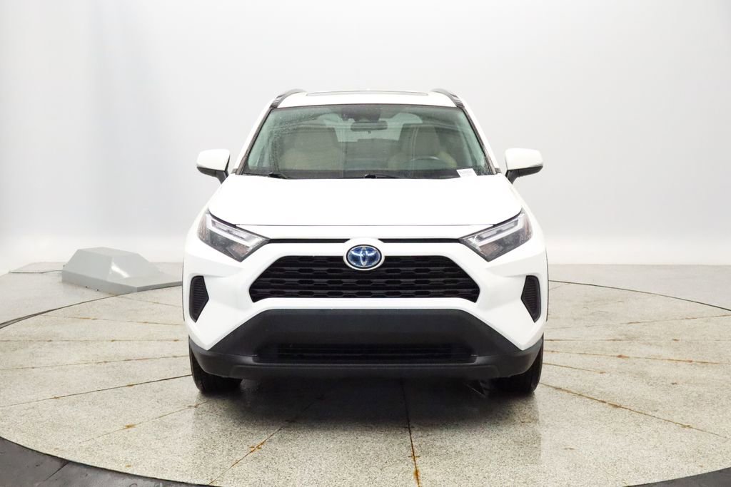 Thumbnail: 2022 Toyota RAV4 - 11